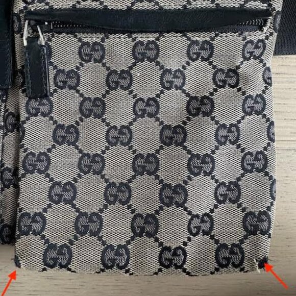 GUCCI VINTAGE BELT BAG/CROSS BODY BAG WITH ADJUSTABLE STRAP. - Picture 5 of 14